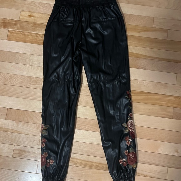 Free People Driftwood Emma Vegan Joggers - Picture 3 of 10